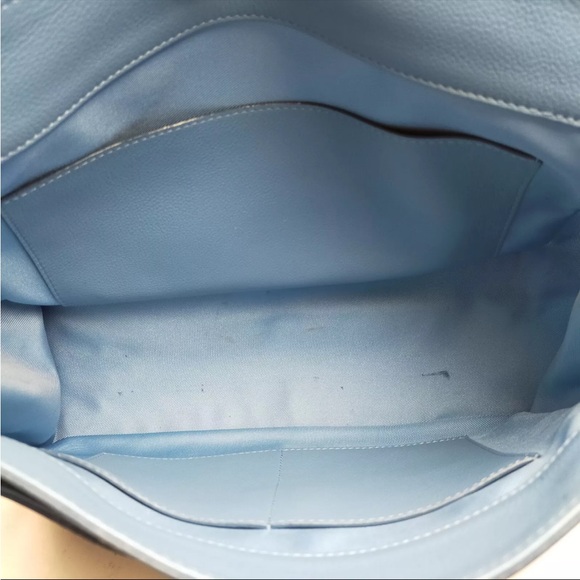 Louis Vuitton Top Handle Bag in a Rare Color - Picture 2 of 6